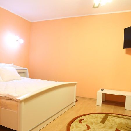 Luxury Brasov Apartment ภายนอก รูปภาพ