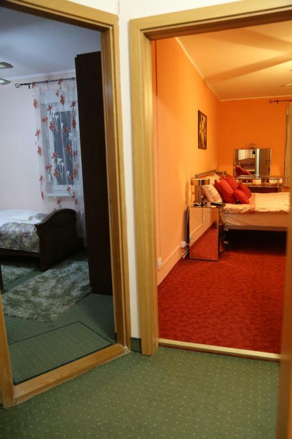 Luxury Brasov Apartment ภายนอก รูปภาพ